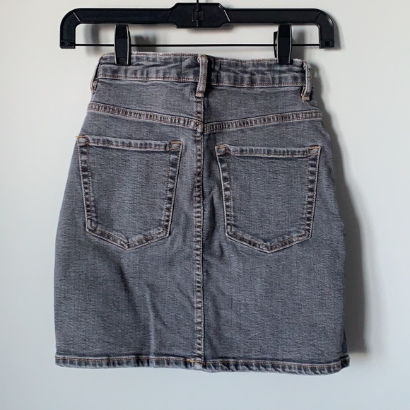 Zara // Grey Denim Skirt - Picture 3 of 4